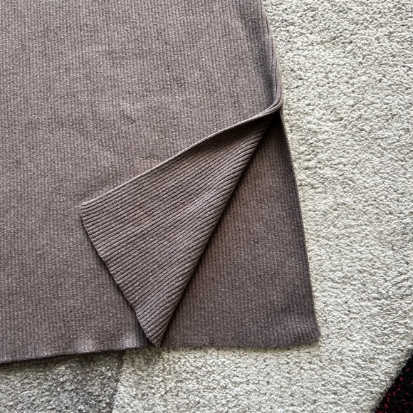 Rails Bettie Latte Knit Side Slit Old Money MIDI Skirt - Picture 4 of 7